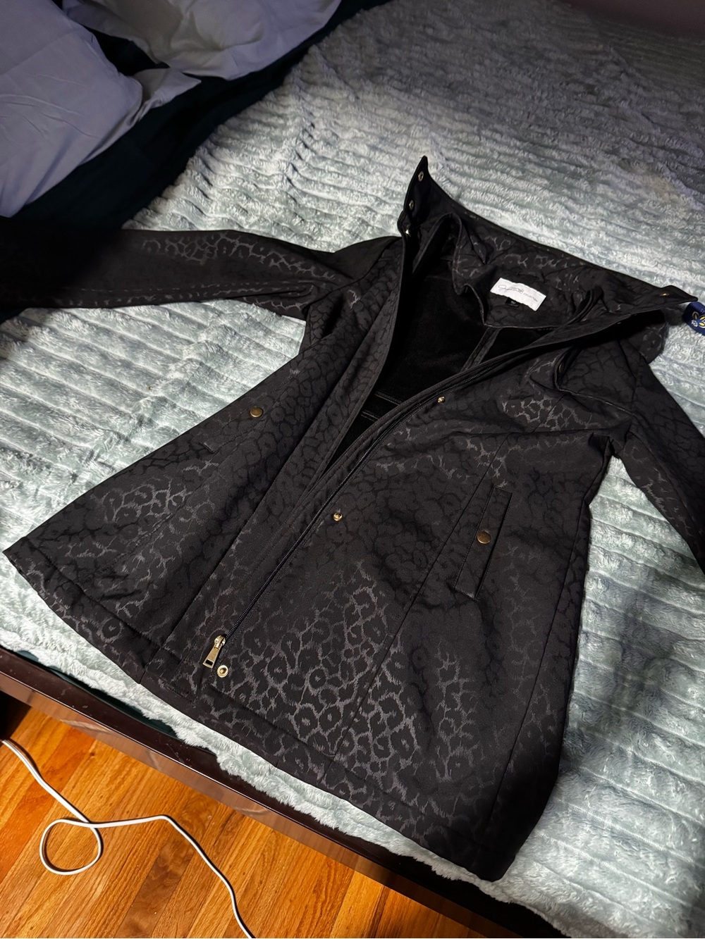 Jaclyn Smith Black Patterned Women's Trench Coat with hood